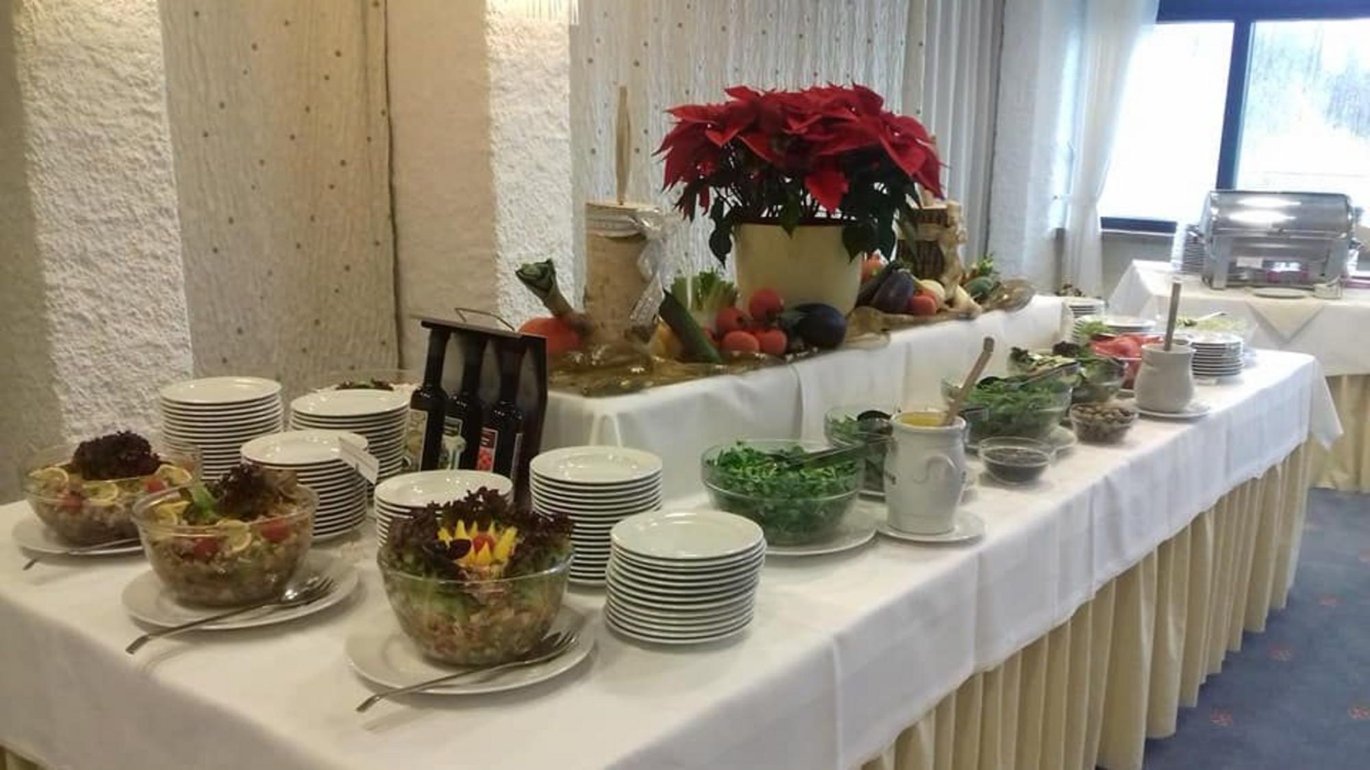 Weihnachtsbuffet-Salat-1